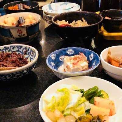 ステーキ割烹あだち