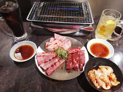 焼肉ホルモン宝