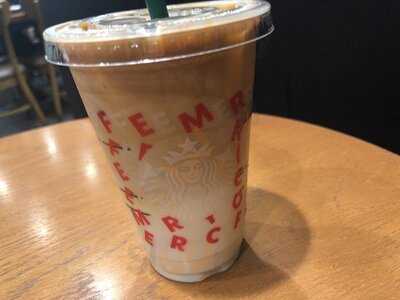 スターバックスコーヒー 渋谷クロスタワー店