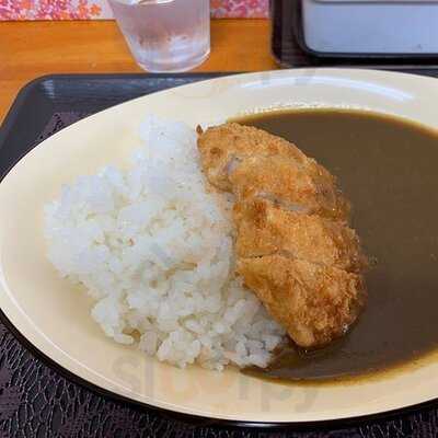 カレーショップ にこまる