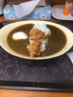 カレーショップ にこまる