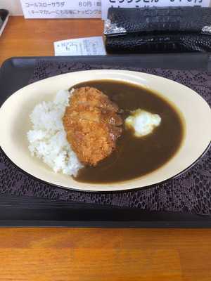 カレーショップ にこまる