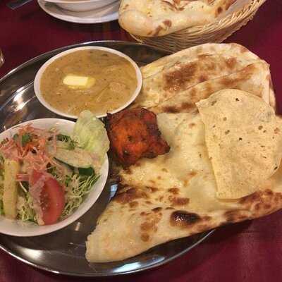 ガネーシュ 鷹野橋店