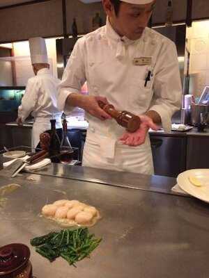 日本料理・しゃぶしゃぶ・鉄板焼  有馬