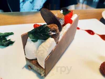 Bubó Barcelona 表参道本店