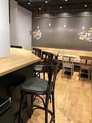 ファイブ クロスティーズ コーヒー グランスタ店