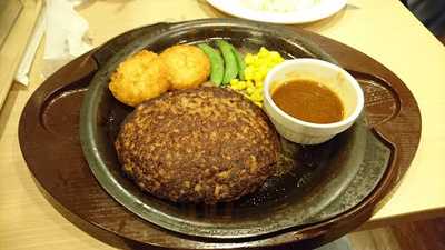 ガスト 新潟山田店