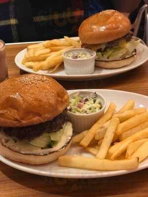 Burger&milkshake Crane