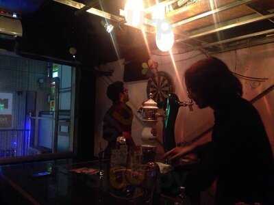 レッグレス　アームズ