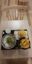 丸亀製麺dekky401