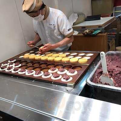 御座候　新大阪駅店