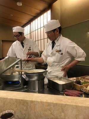 つる家 リーガロイヤルホテル店