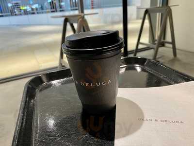 ディーンアンドデルーカカフェ新大阪店