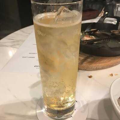 クロスフィールド ウィズ テラスラウンジ