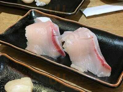 元祖ぶっち切り寿司 魚心 梅田店