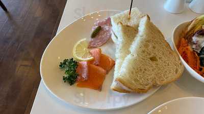 和田倉噴水公園レストラン