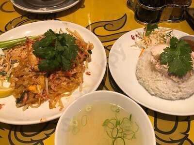 大阪カオマンガイカフェ