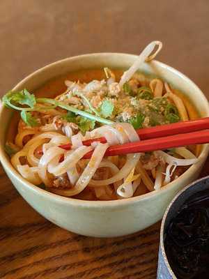 大阪カオマンガイカフェ