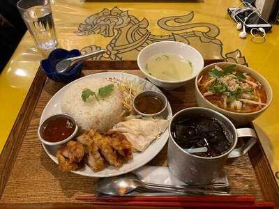 大阪カオマンガイカフェ