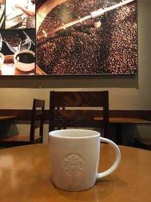 スターバックスコーヒー Nu茶屋町プラス店