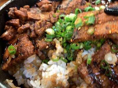 炭焼豚丼 豚野郎