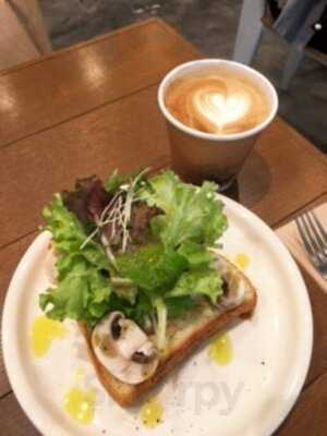 レブレッソ グランフロント大阪店