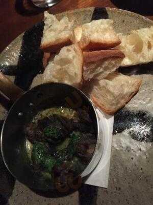 Restaurant&bar Eau De Vie (オードビー)