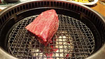 焼肉萬野 ホルモン舗 三休橋