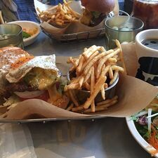 J.s. Burgers Cafe 原宿店