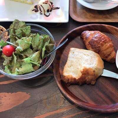 ケーキ & カフェ ボナボン Bon'n'bon大阪 十三