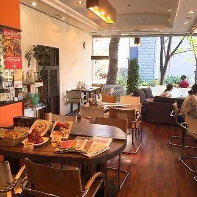 ケーキ & カフェ ボナボン Bon'n'bon大阪 十三