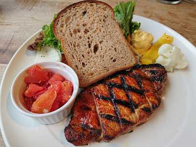 ハイライフ ポーク テーブル