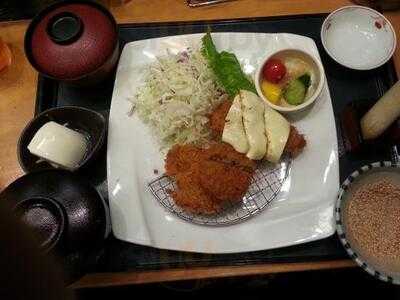 とんかつがんこ 梅三小路店