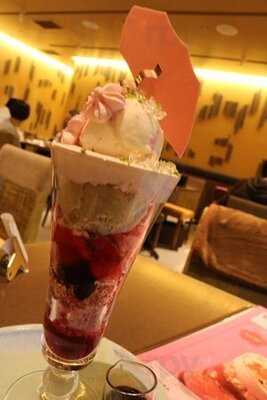 パティスリー＆カフェ デリーモ 京都店