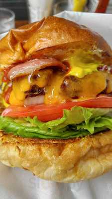 バーガーマニア 恵比寿店