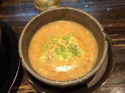 麺ズルーム 神虎 南森町店