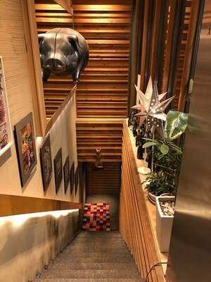 豚料理専門店 銀呈