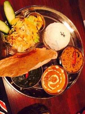 カレー & Bar カトマンズ