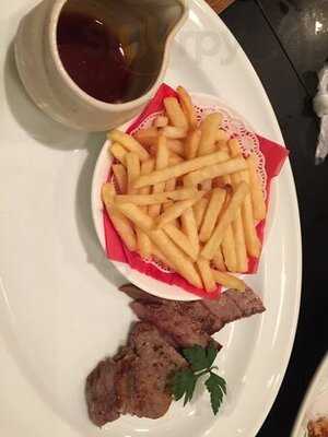 ニューミュンヘン 南大使館