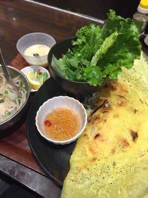 ベトナム料理 バインセオサイゴン 有楽町店