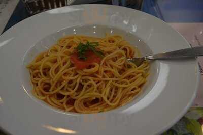 新潟国際情報大学 新潟中央キャンパス カフェテリアyou＆i