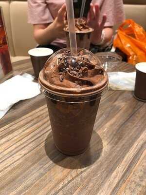 リンツ ショコラ カフェ 京都四条通り店