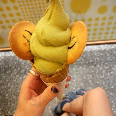 月化粧なんば店