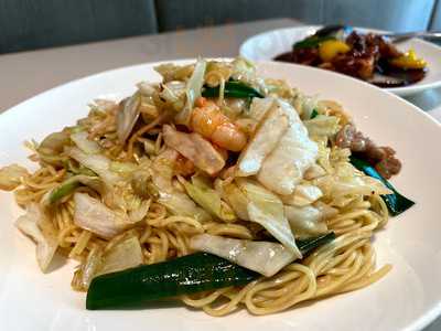 神戸元町別館 牡丹園 大阪梅田エスト店