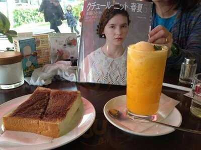 カフェコロラド 二条駅前店