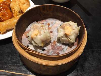 香港蒸龍 ヨドバシ梅田店