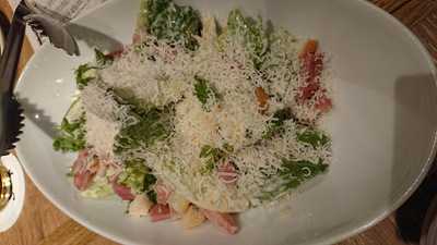 神田の肉バル　ランプキャップ