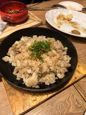 神田の肉バル　ランプキャップ