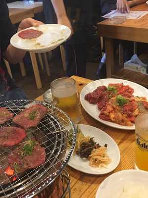 炭火焼肉 キョロちゃん