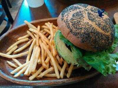 クアアイナ神田駿河台店